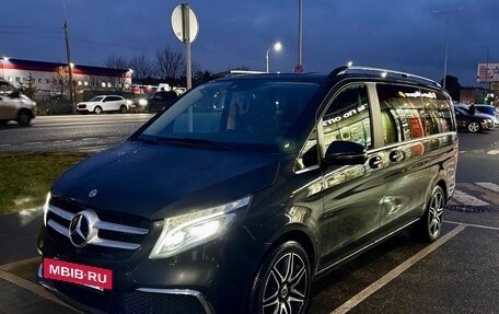 Mercedes-Benz V-Класс, 2021 год, 7 800 000 рублей, 12 фотография