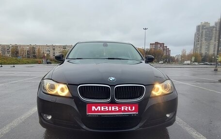 BMW 3 серия, 2011 год, 1 099 000 рублей, 1 фотография