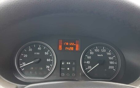 Renault Logan I, 2011 год, 545 000 рублей, 10 фотография