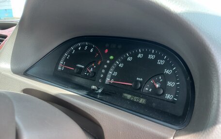 Toyota Camry V40, 2002 год, 680 000 рублей, 21 фотография