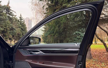 BMW 7 серия, 2020 год, 5 990 000 рублей, 14 фотография