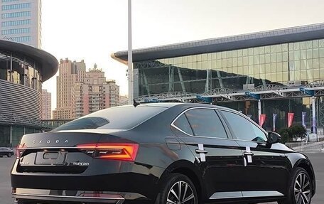 Skoda Superb III рестайлинг, 2021 год, 2 425 000 рублей, 19 фотография