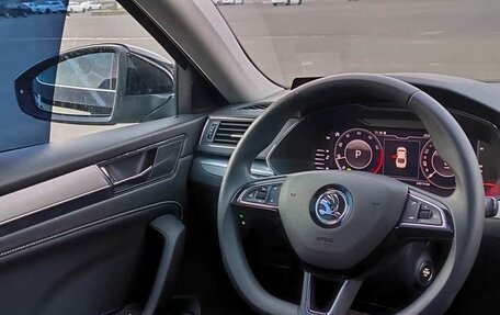 Skoda Superb III рестайлинг, 2021 год, 2 425 000 рублей, 13 фотография