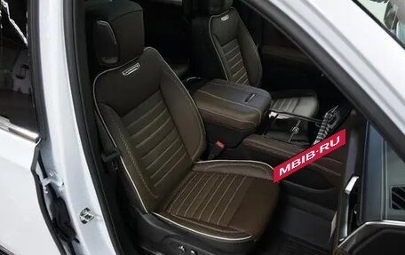 GMC Yukon IV, 2025 год, 17 000 000 рублей, 17 фотография