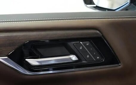 GMC Yukon IV, 2025 год, 17 000 000 рублей, 25 фотография