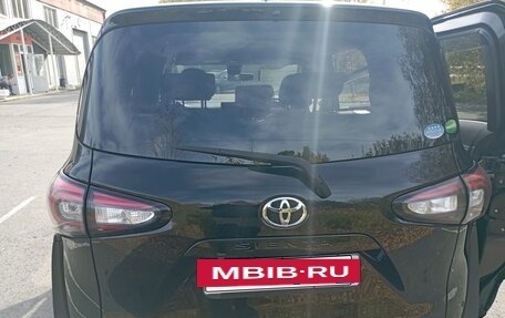 Toyota Sienta II, 2019 год, 1 460 000 рублей, 2 фотография