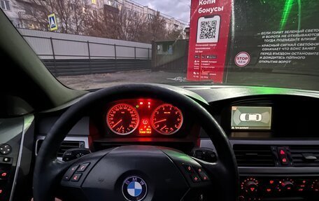 BMW 5 серия, 2003 год, 680 000 рублей, 9 фотография