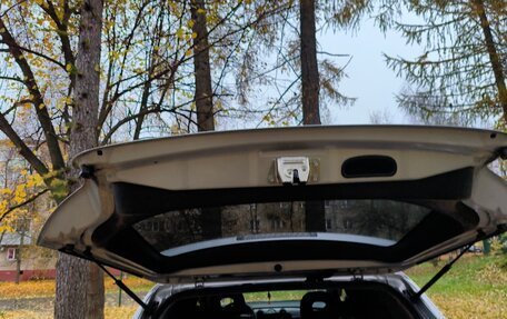 Mitsubishi Outlander III рестайлинг 3, 2004 год, 850 000 рублей, 8 фотография