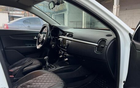 KIA Rio IV, 2017 год, 620 000 рублей, 10 фотография