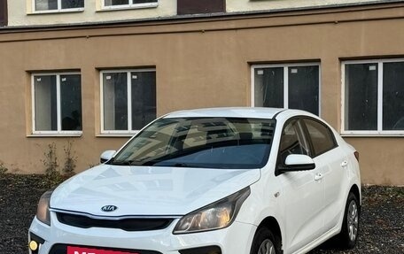 KIA Rio IV, 2017 год, 620 000 рублей, 2 фотография
