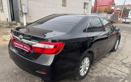 Toyota Camry, 2011 год, 1 570 000 рублей, 2 фотография