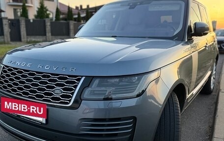 Land Rover Range Rover IV рестайлинг, 2019 год, 5 800 000 рублей, 3 фотография