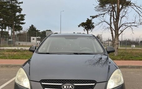 KIA cee'd I рестайлинг, 2007 год, 645 000 рублей, 1 фотография