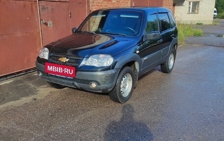 Chevrolet Niva I рестайлинг, 2017 год, 600 000 рублей, 4 фотография