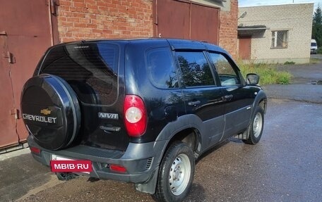 Chevrolet Niva I рестайлинг, 2017 год, 600 000 рублей, 2 фотография