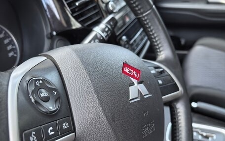 Mitsubishi Outlander III рестайлинг 3, 2013 год, 985 000 рублей, 16 фотография