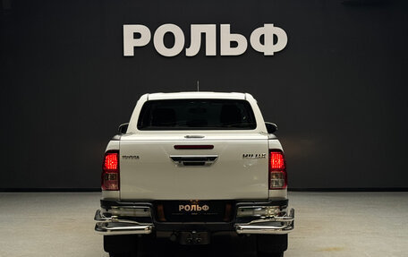 Toyota Hilux VIII, 2020 год, 4 400 000 рублей, 4 фотография