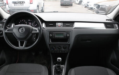 Skoda Rapid I, 2014 год, 665 000 рублей, 5 фотография