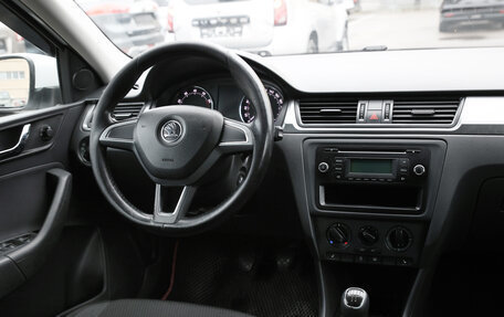 Skoda Rapid I, 2014 год, 665 000 рублей, 9 фотография