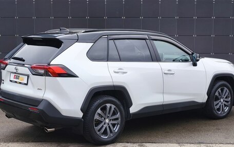 Toyota RAV4, 2021 год, 3 150 000 рублей, 6 фотография