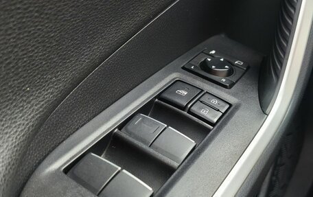 Toyota RAV4, 2021 год, 3 150 000 рублей, 23 фотография