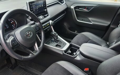 Toyota RAV4, 2021 год, 3 150 000 рублей, 19 фотография