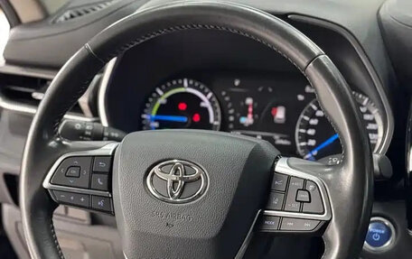 Toyota Highlander, 2022 год, 3 300 155 рублей, 8 фотография