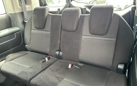 Honda Stepwgn IV, 2019 год, 1 800 500 рублей, 10 фотография