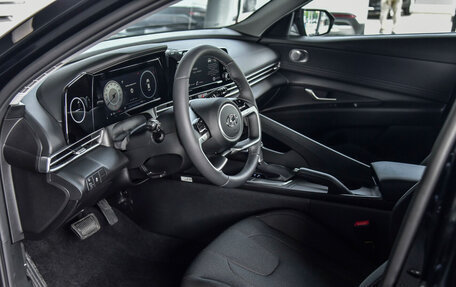 Hyundai Elantra, 2025 год, 2 950 000 рублей, 8 фотография