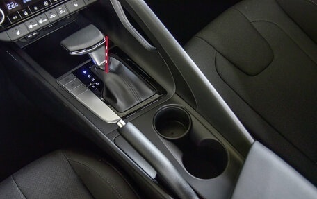 Hyundai Elantra, 2025 год, 2 950 000 рублей, 12 фотография