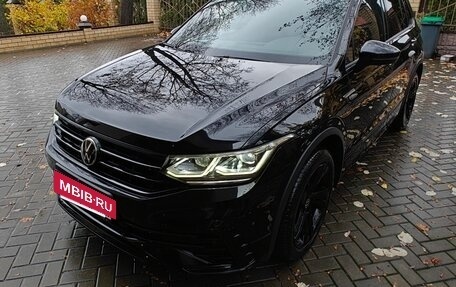 Volkswagen Tiguan II, 2021 год, 3 890 000 рублей, 3 фотография