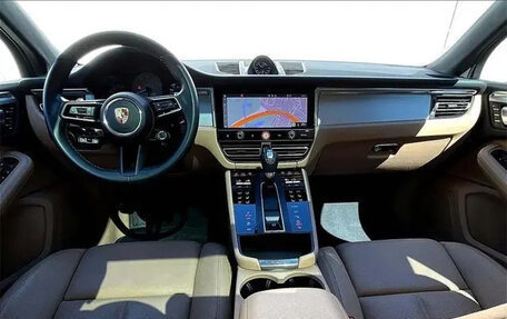 Porsche Macan I рестайлинг, 2022 год, 6 600 000 рублей, 15 фотография