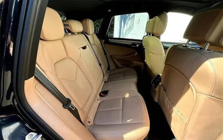 Porsche Macan I рестайлинг, 2022 год, 6 600 000 рублей, 18 фотография