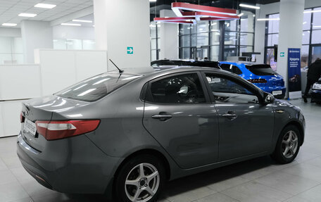 KIA Rio III рестайлинг, 2013 год, 840 000 рублей, 3 фотография