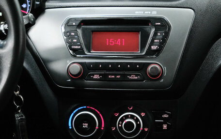 KIA Rio III рестайлинг, 2013 год, 840 000 рублей, 13 фотография