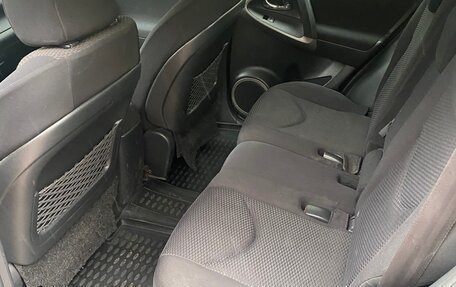 Toyota RAV4, 2005 год, 1 200 000 рублей, 7 фотография