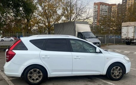 KIA cee'd I рестайлинг, 2009 год, 800 000 рублей, 5 фотография