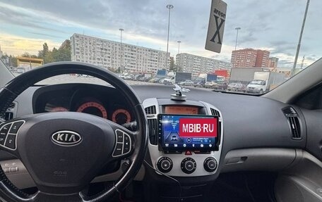 KIA cee'd I рестайлинг, 2009 год, 800 000 рублей, 14 фотография