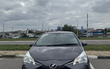 Toyota Vitz, 2019 год, 900 000 рублей, 9 фотография