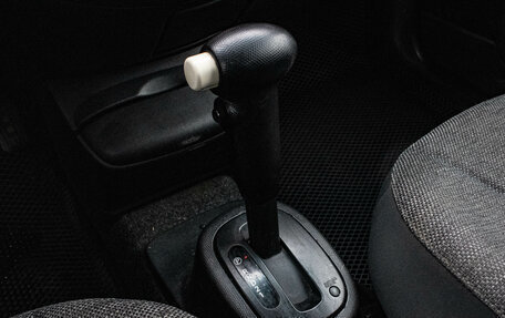 Nissan Micra III, 2006 год, 399 000 рублей, 17 фотография