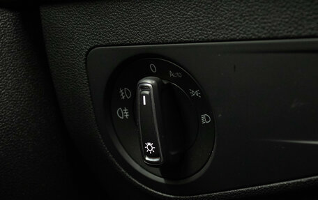 Volkswagen Tiguan II, 2017 год, 2 819 000 рублей, 15 фотография