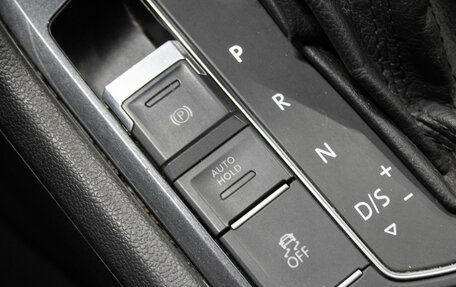 Volkswagen Tiguan II, 2017 год, 2 819 000 рублей, 22 фотография