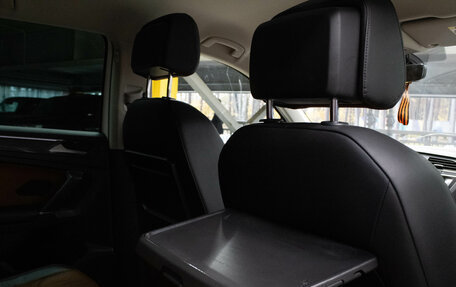 Volkswagen Tiguan II, 2017 год, 2 819 000 рублей, 28 фотография