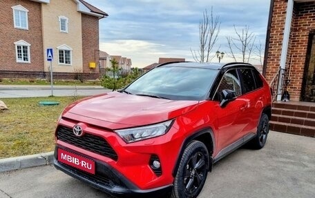 Toyota RAV4, 2022 год, 4 100 000 рублей, 1 фотография