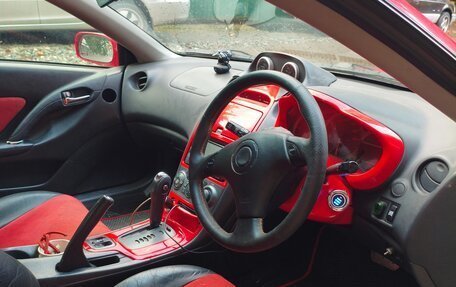 Toyota Celica VII рестайлинг, 2002 год, 800 000 рублей, 7 фотография