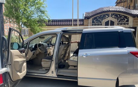 Nissan Quest IV, 2011 год, 1 800 000 рублей, 5 фотография