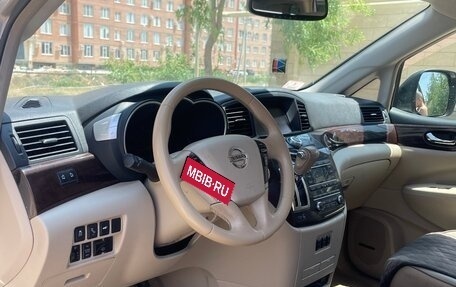 Nissan Quest IV, 2011 год, 1 800 000 рублей, 8 фотография