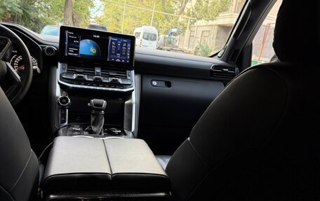 Toyota Land Cruiser, 2021 год, 8 350 000 рублей, 10 фотография