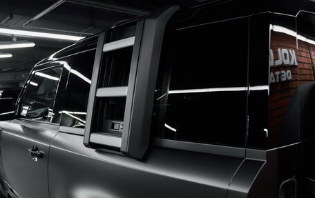 Land Rover Defender II, 2023 год, 13 000 000 рублей, 23 фотография