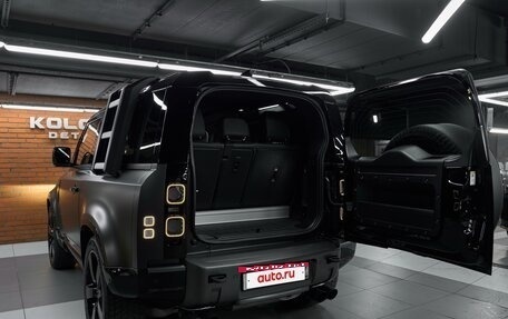 Land Rover Defender II, 2023 год, 13 000 000 рублей, 21 фотография